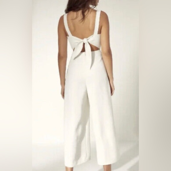 Wilfred - One piece jumper in cream. Size 6. - Picture 3 of 6